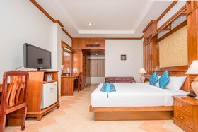 Tony Resort
