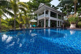 Racha Island Resort