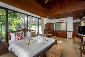 Racha Island Resort