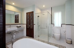 Racha Island Resort