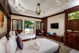 Racha Island Resort