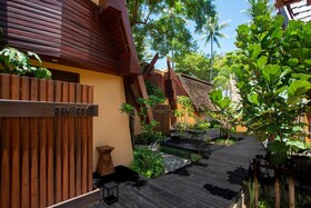 Le Méridien Phuket Mai Khao Beach Resort
