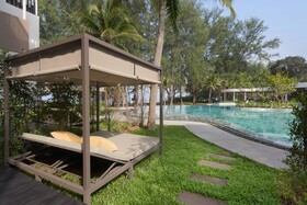 Le Méridien Phuket Mai Khao Beach Resort
