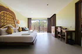 Maikhao Palm Beach Resort