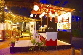 Micky Monkey Beach