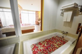 Karon Phunaka Resort