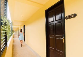 Kata Silver Sand Hotel