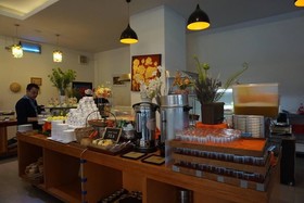 R2 Zleeping Boutique Hotel