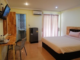 R2 Zleeping Boutique Hotel