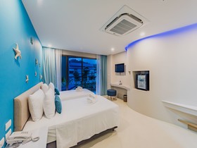 Hotel Tide