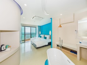 Hotel Tide