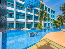 Hotel Tide