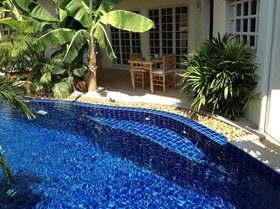 Aree's Lagoon House