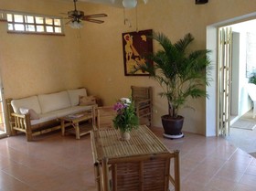 Aree's Lagoon House