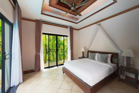 Baan Bua Estate by Tropiclook