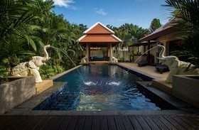 Baan Bua Estate by Tropiclook