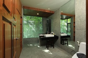 Baan Bua Estate by Tropiclook