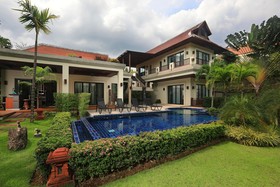 Baan Bua Estate by Tropiclook