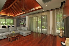 Baan Bua Estate by Tropiclook