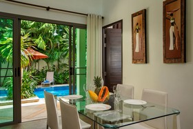 Shanti Estate by Tropiclook