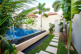 Shanti Estate by Tropiclook