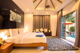 Shanti Estate by Tropiclook