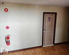 Louis' Runway View Hotel