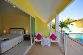 OYO 75361 Phuket Airport Sonwa Resort