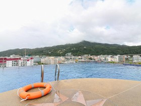 Amata Patong by NIDA Rooms