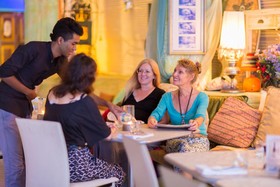 Barefoot Hotel Kalim Beach Front