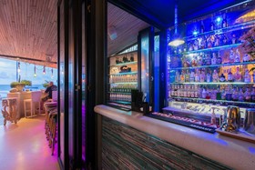 Barefoot Hotel Kalim Beach Front