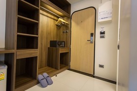 BearPacker Patong Hostel