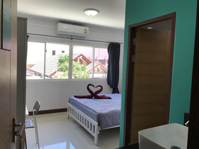 Bedbox Guesthouse And Hostel