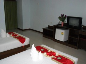Bed Time Patong Hotel