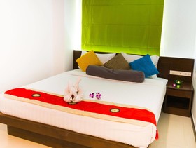Bed Time Patong Hotel