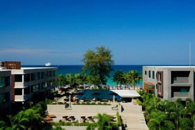 B-Lay Tong Phuket