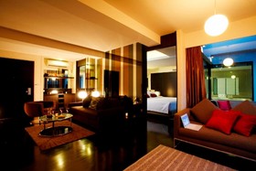 B-Lay Tong Phuket