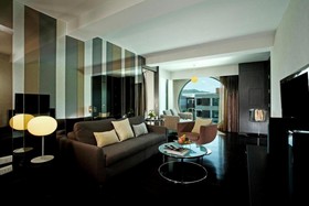 B-Lay Tong Phuket