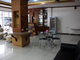 Boonyathon House