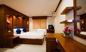 CC Porntip Hotel