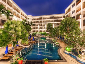 Deevana Plaza Phuket Patong