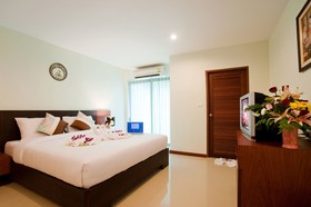 Deva Suites Patong