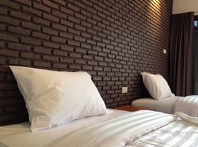 Dfeel Hostel
