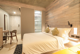 Dinso Resort & Villas Phuket Vignette Collection, an IHG Hotel