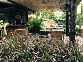 Eden Bungalow Resort