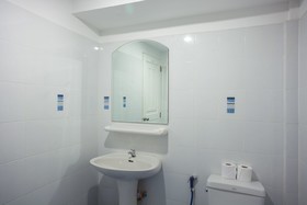 Expat Hotel