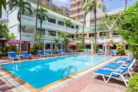 Expat Hotel