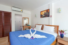 Expat Hotel