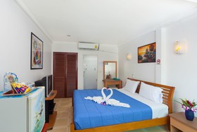 Expat Hotel