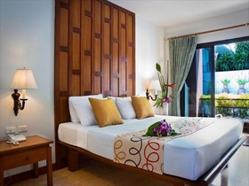 First Resort Albergo